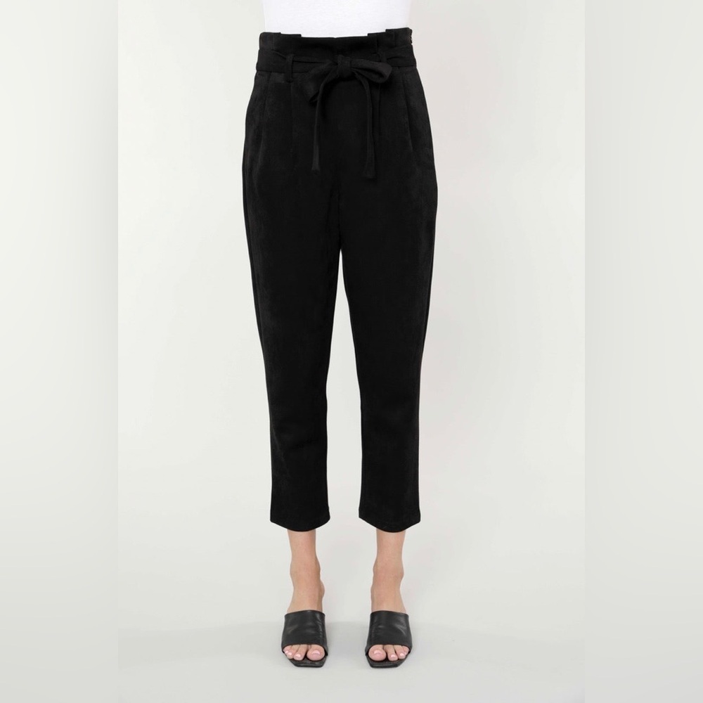 Dolce Cabo Black Faux Suede Paper Bag Cropped Belted High Rise Pants L Large